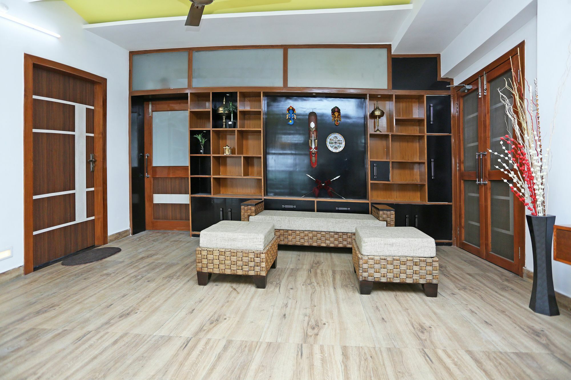 Treebo Umal Homestay Ganeshguri Гувахати Экстерьер фото